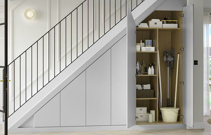 Tủ cầu thang đơn giản hiện đại